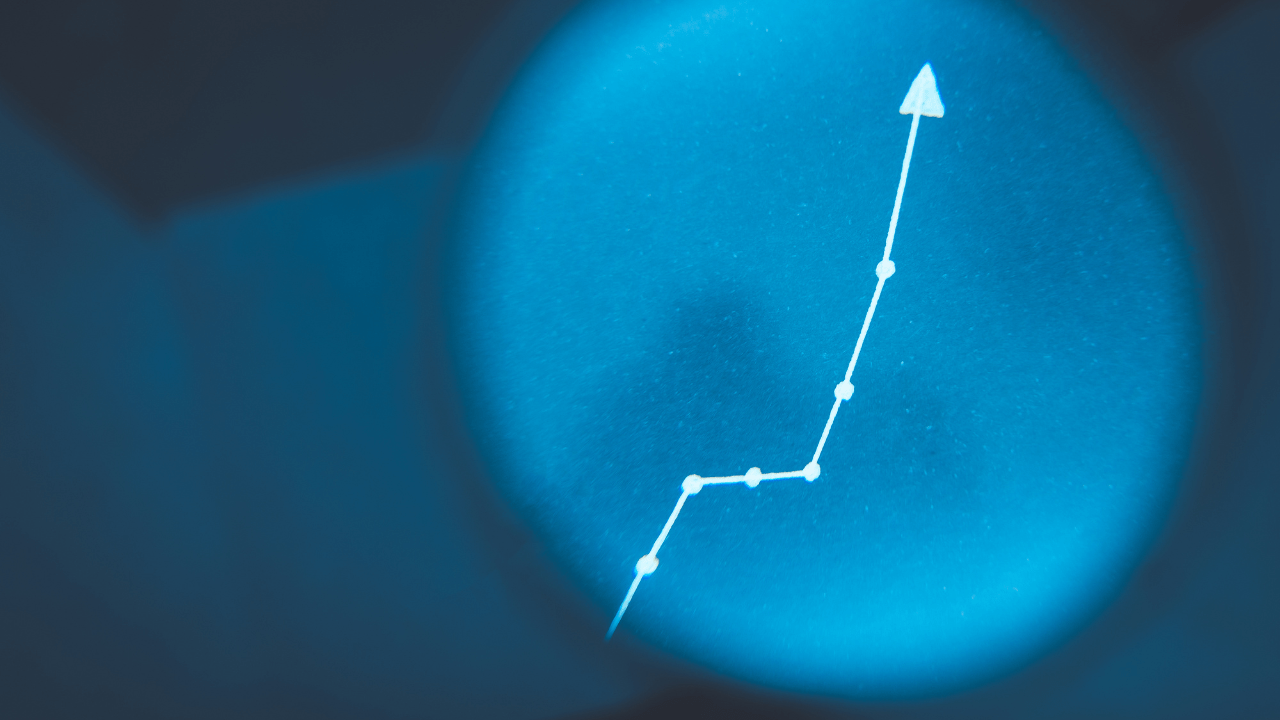 Seta indicando exponencialidade